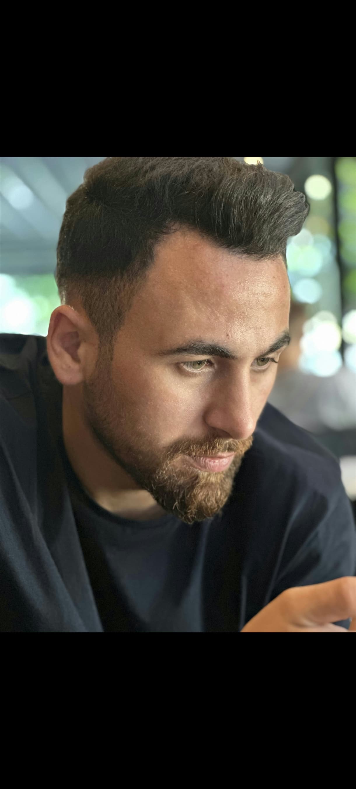Hikmet İskifoğlu